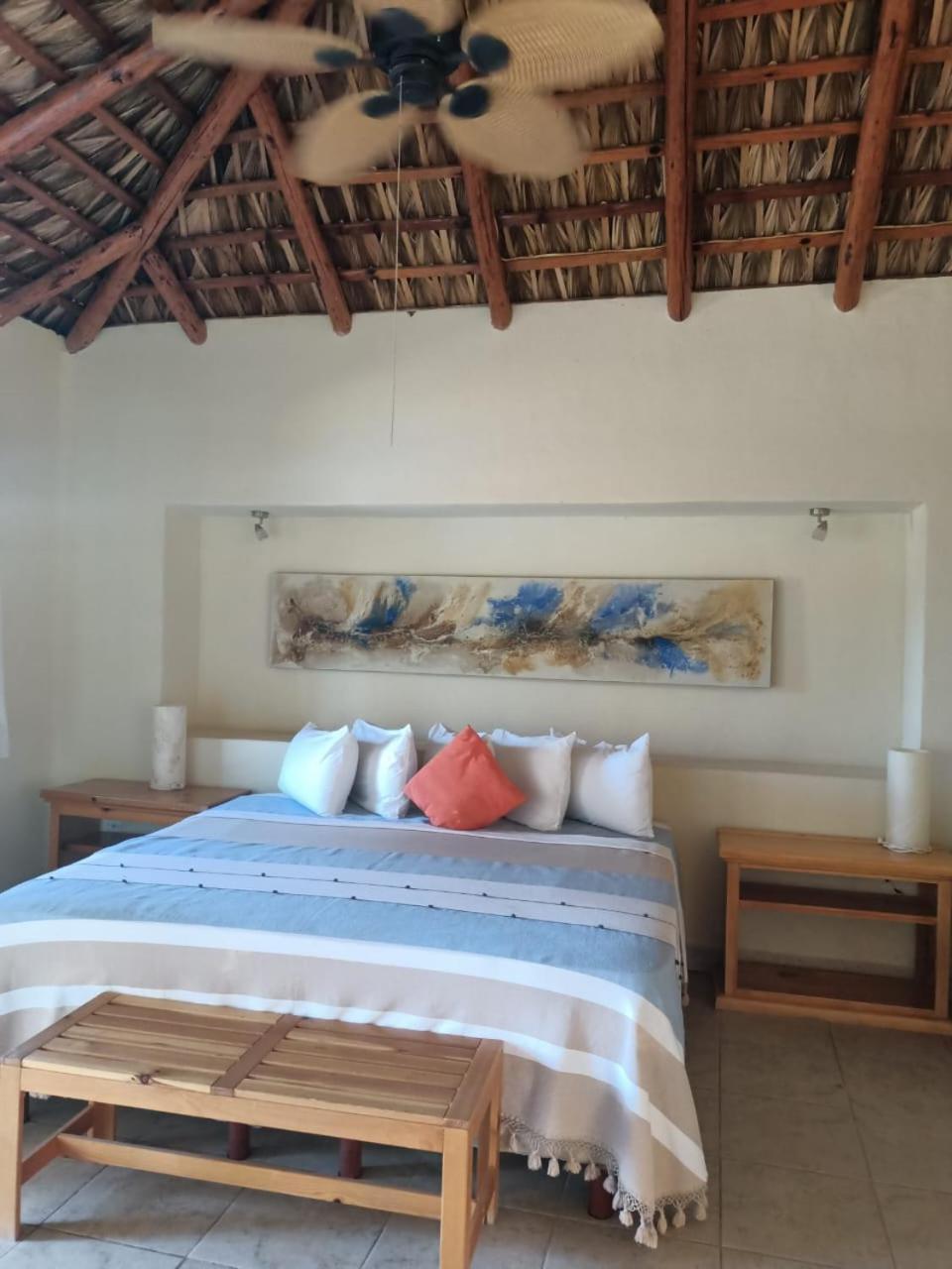 Tripui Hotel Puerto Escondido  Exterior photo